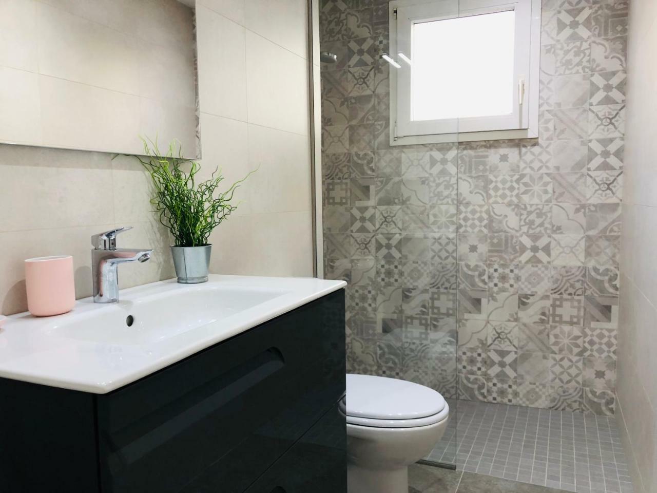 Roc Mar 3 3D - Apartamento Cerca Del Centro Y De La Playa - Terraza Con Vistas Al Mar Y Al Puerto Roses Dış mekan fotoğraf